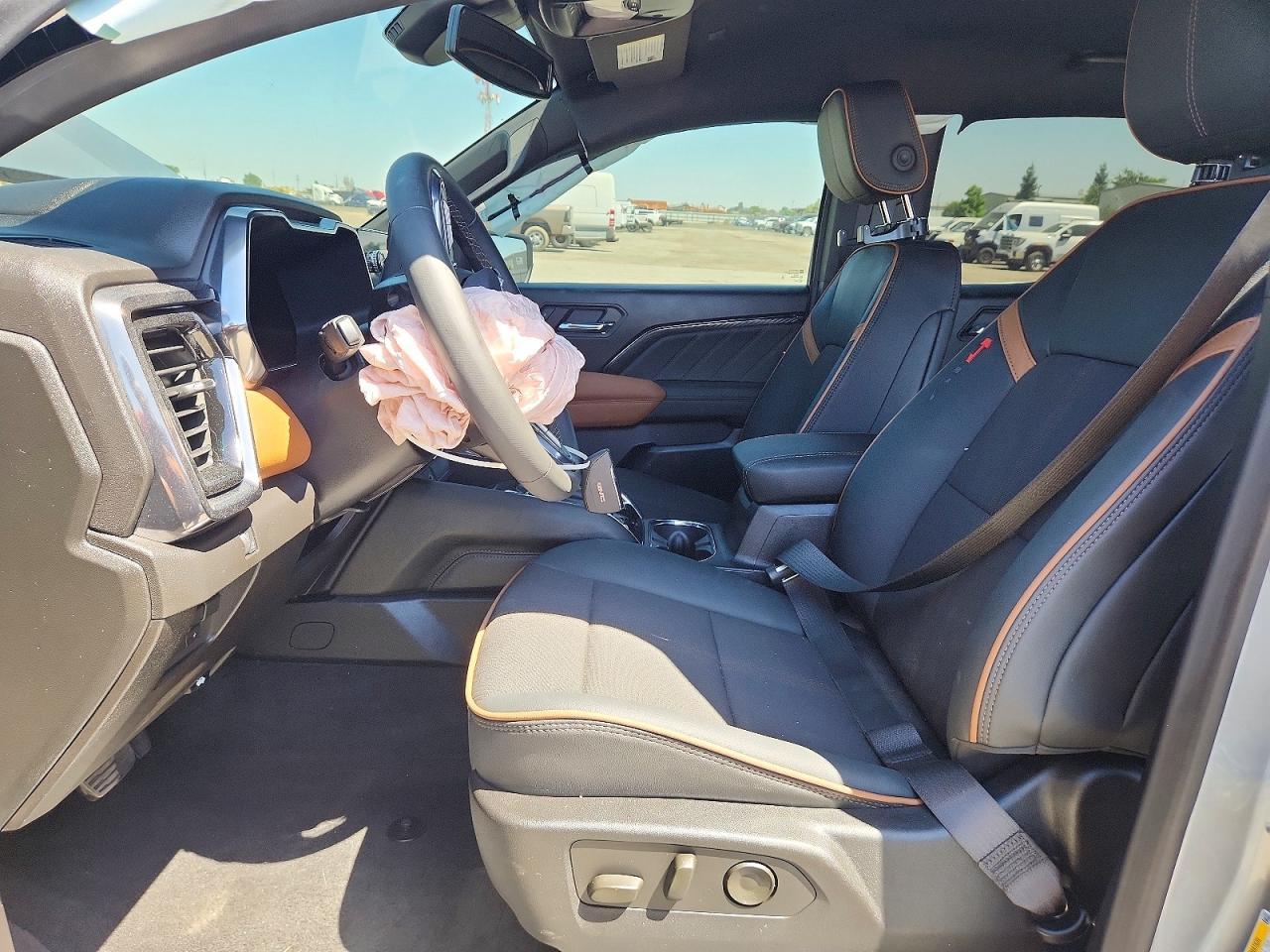 2026 GMC Canyon At4 - Image 7