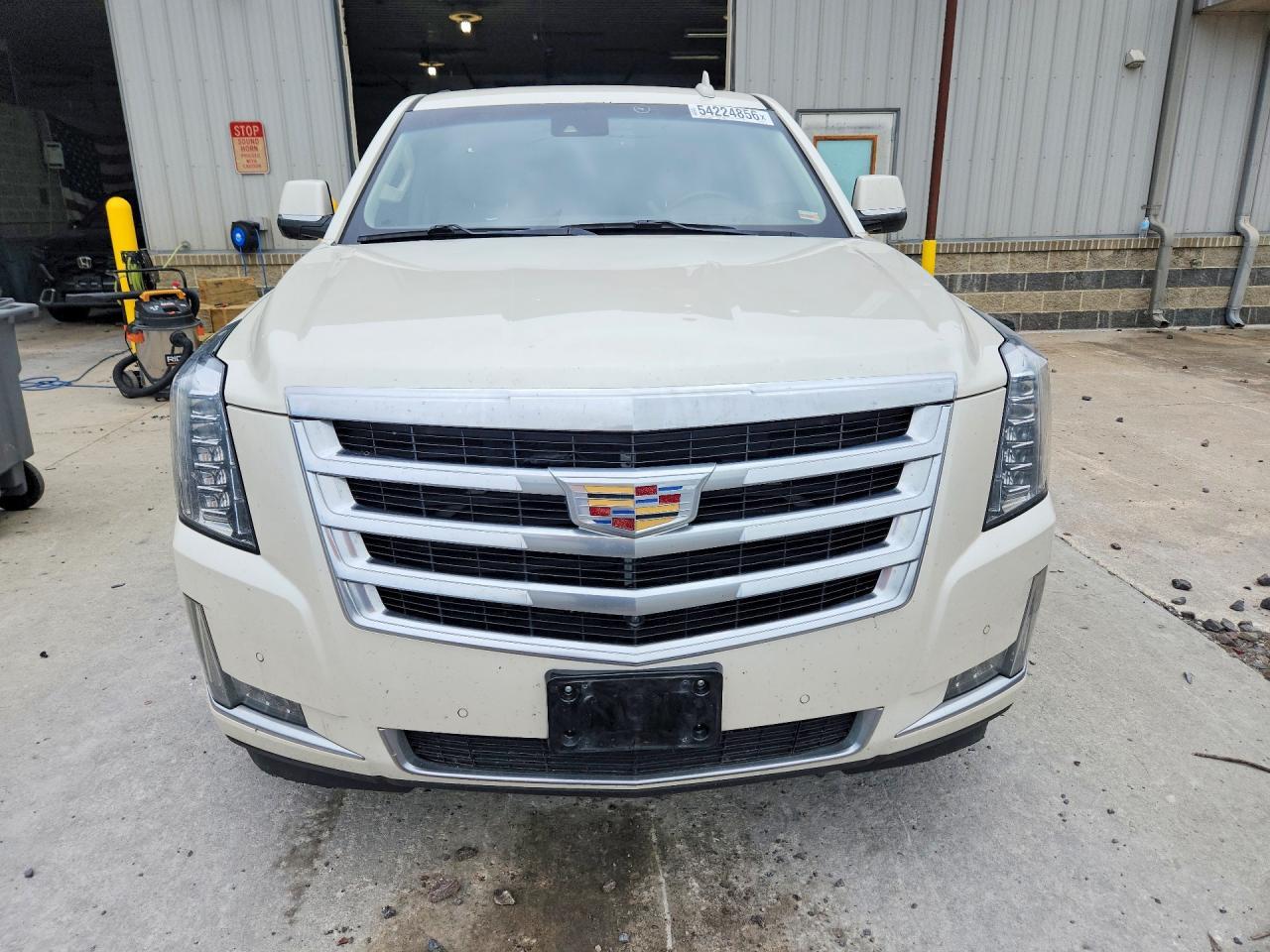 2015 Cadillac Escalade Luxury - Фото 5