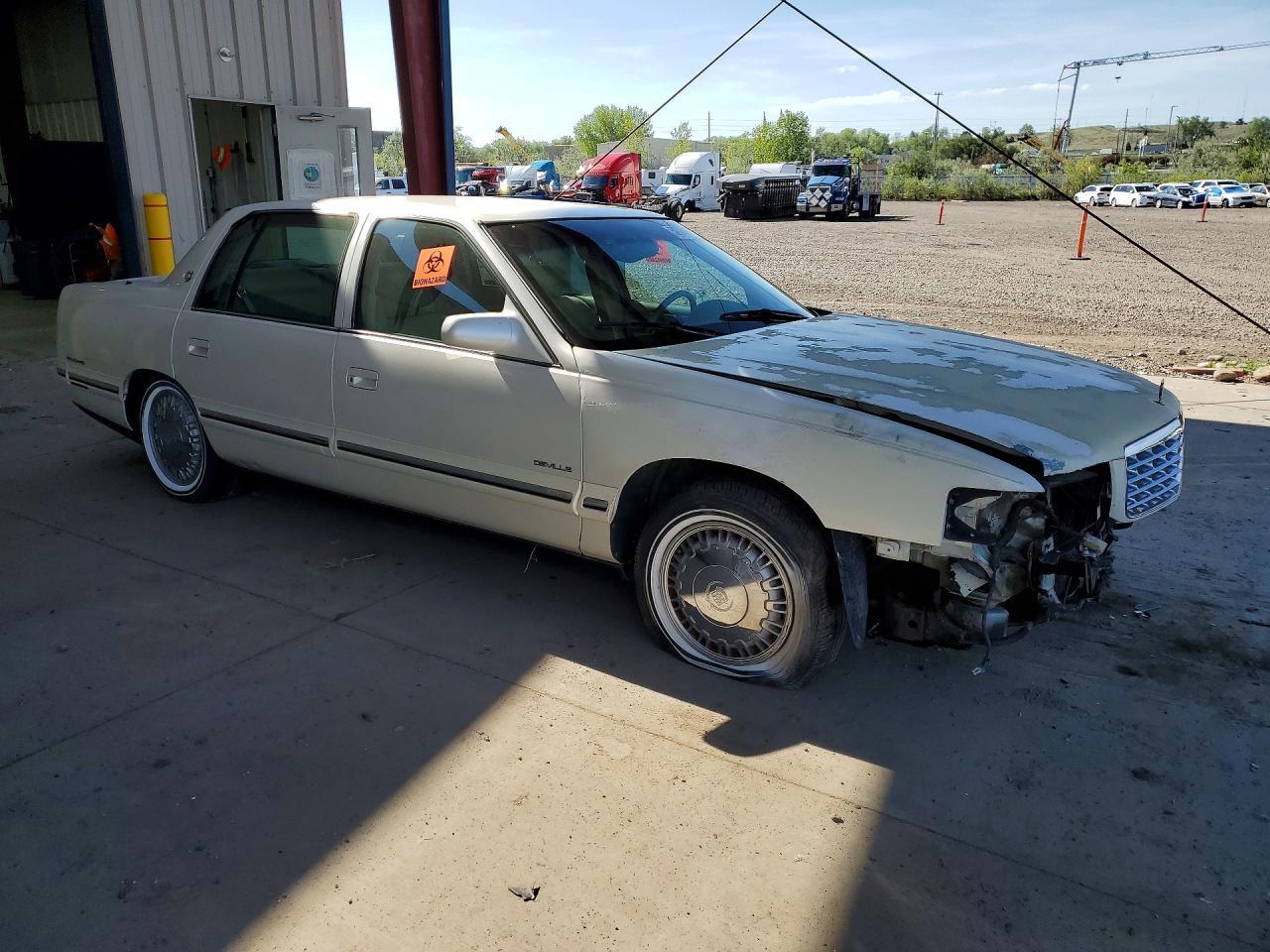1998 Cadillac Deville Delegance - Image 4