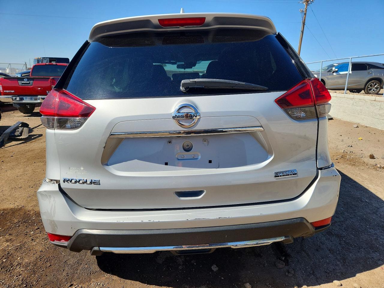 2019 Nissan Rogue S - Image 6
