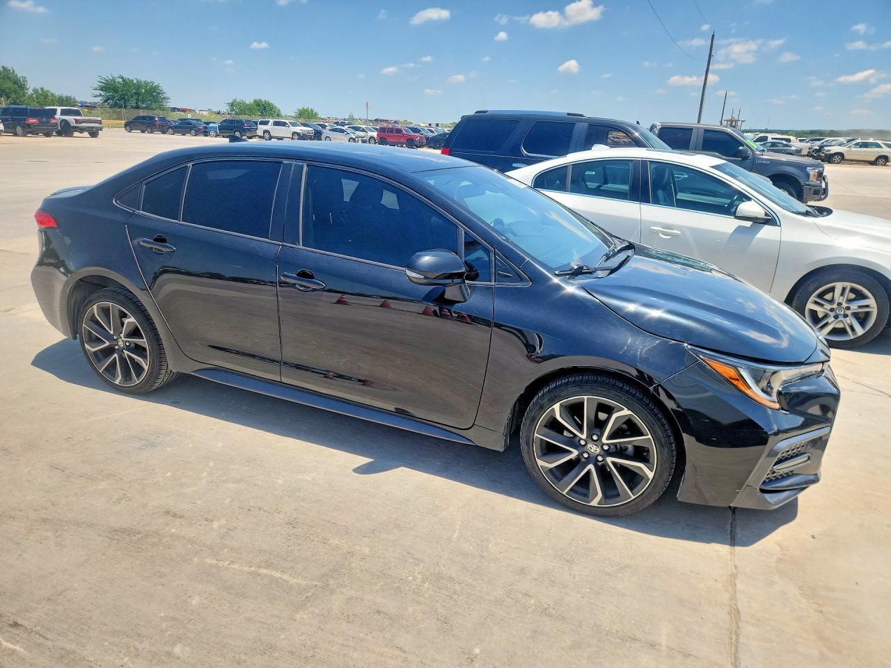 2020 Toyota Corolla Se - Image 4