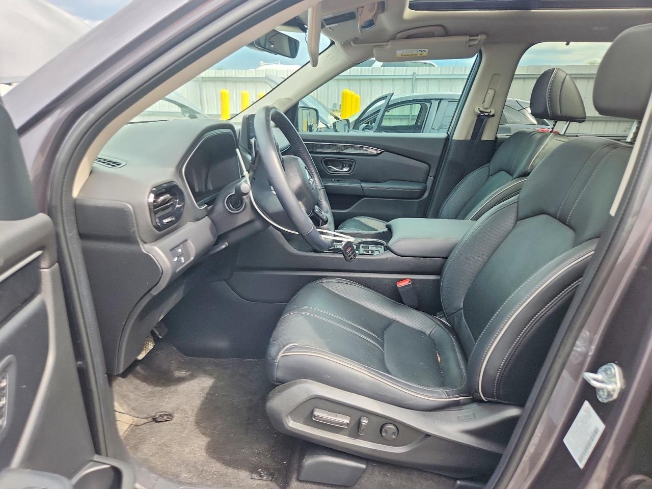 2023 Honda Pilot Elite - Image 7