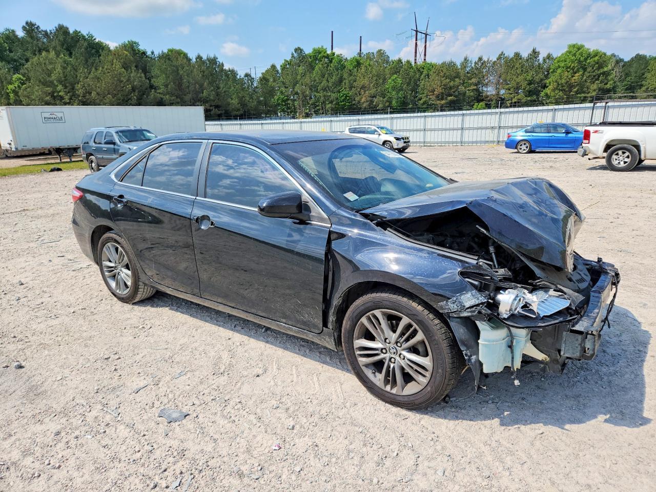 2015 Toyota Camry Se - Фото 4