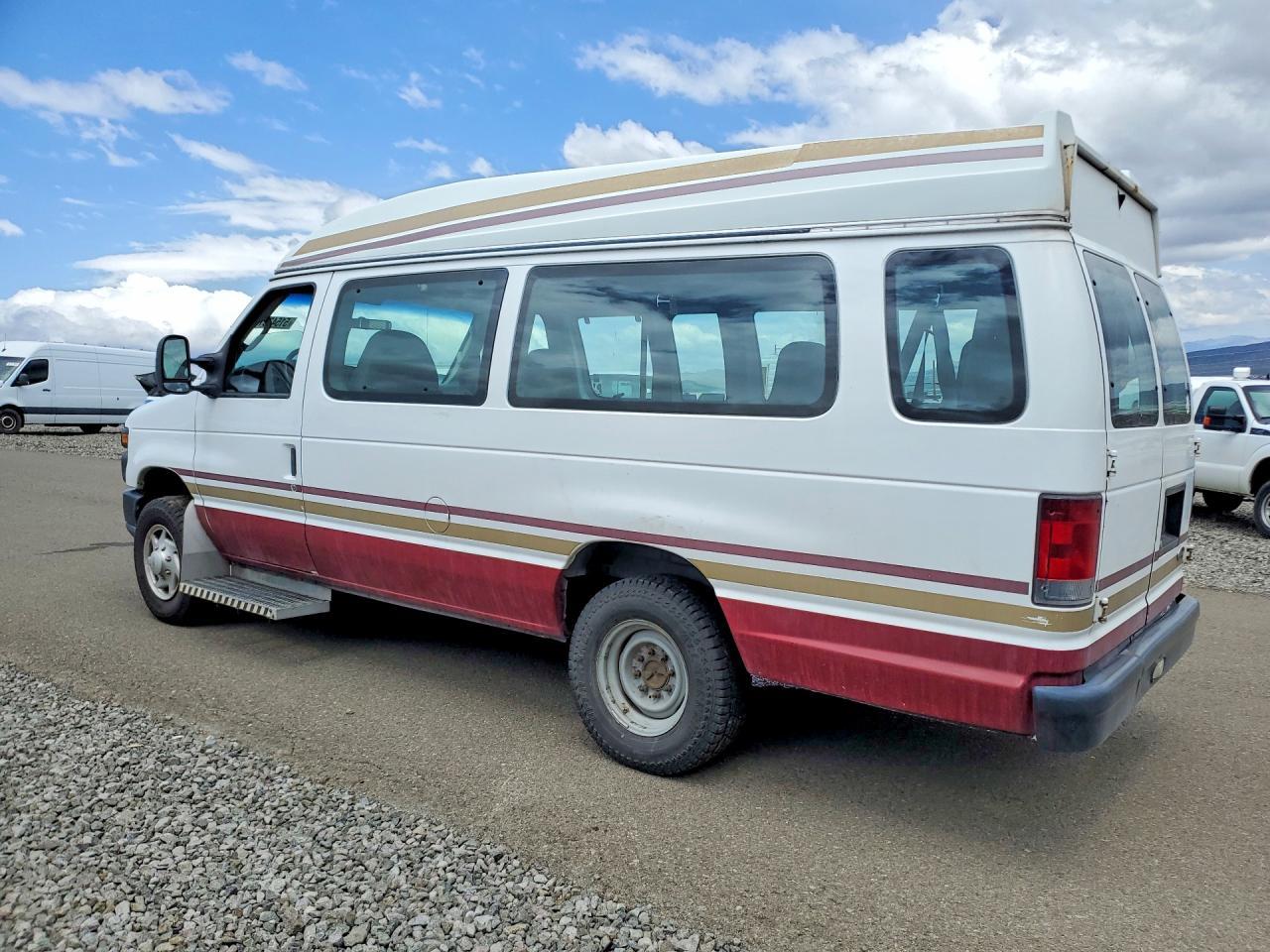 2008 Ford Econoline E350 Super Duty Van - Фото 2