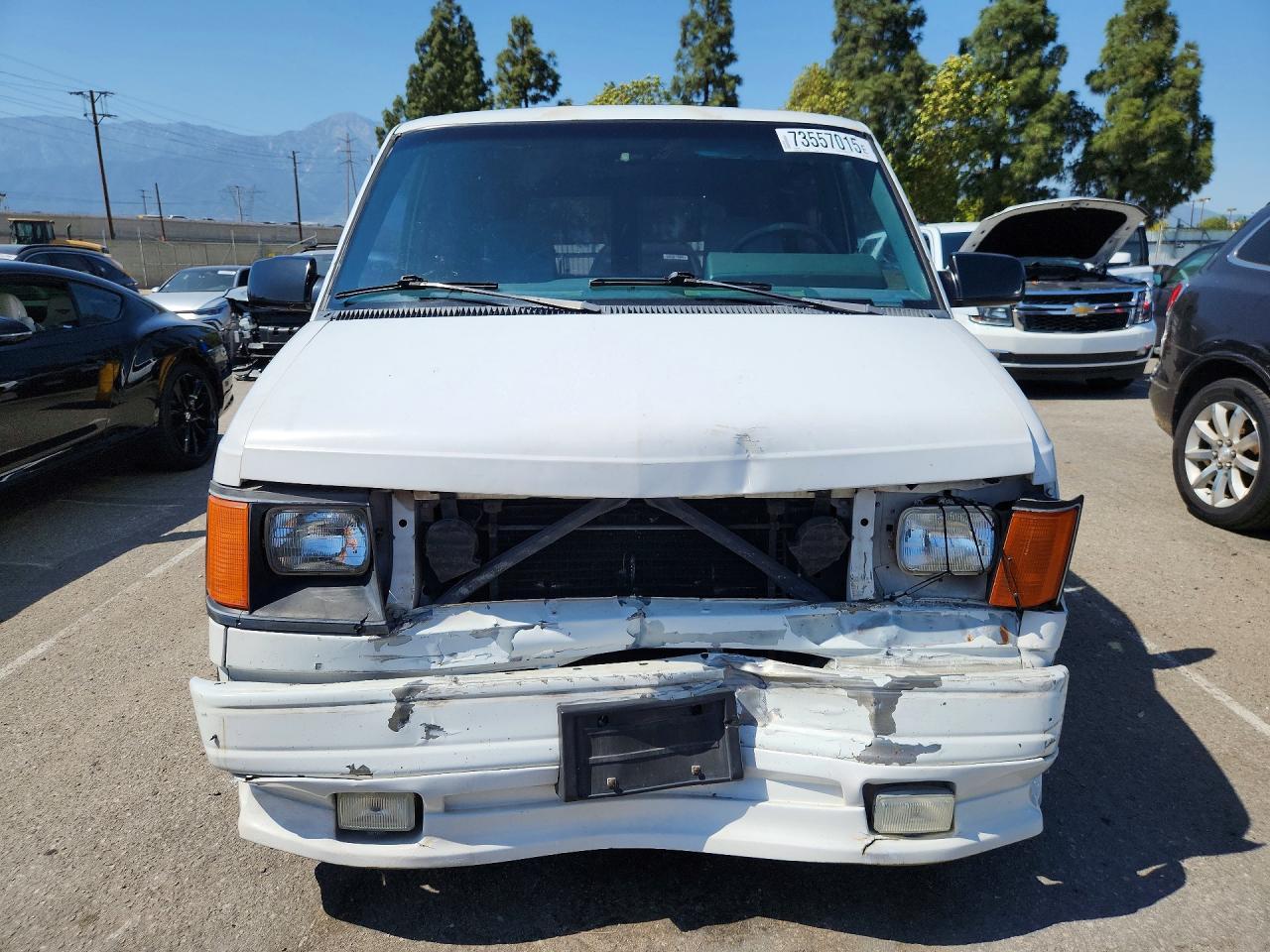 1989 Chevrolet Astro - Image 5