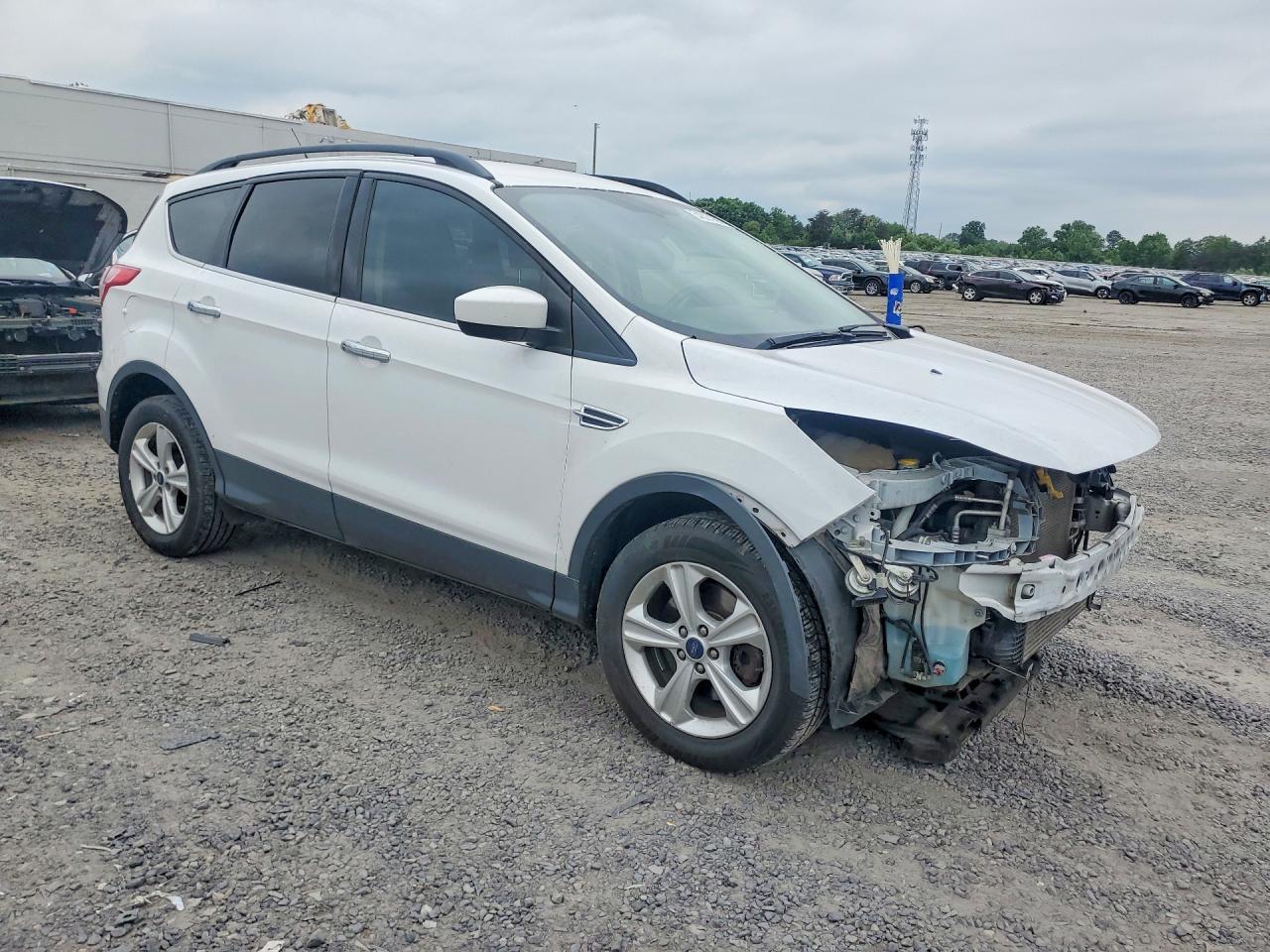 2016 Ford Escape Se - Фото 4