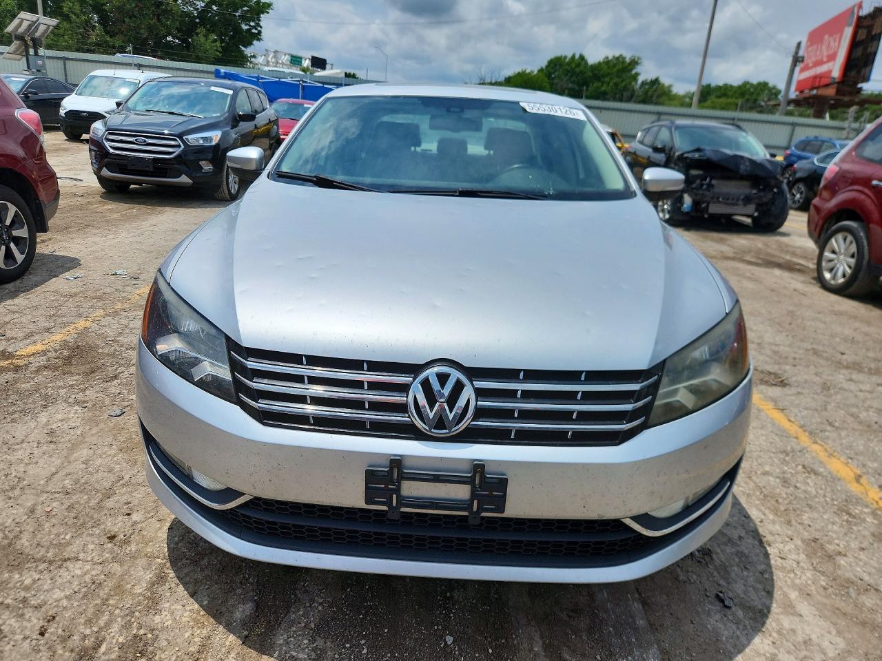 2013 Volkswagen Passat Se - Image 5