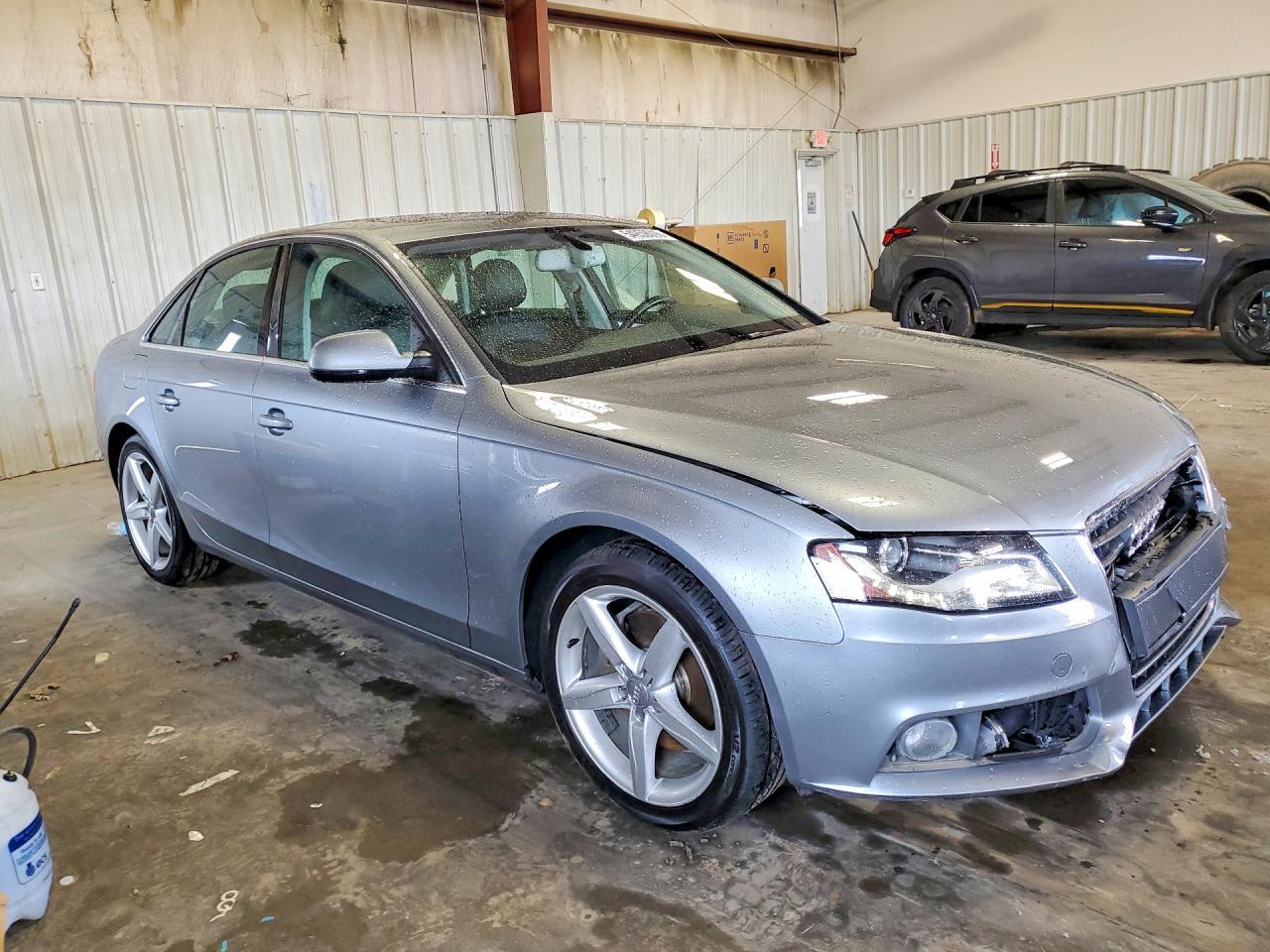 2011 Audi A4 Premium Plus - Фото 4