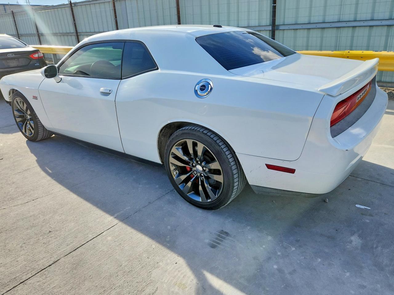 2014 Dodge Challenger Srt-8 - Image 2