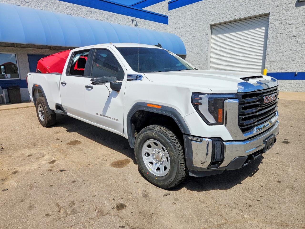 2024 GMC Sierra K3500 - Image 4