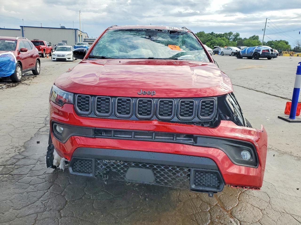 2026 Jeep Compass Latitude - Image 5