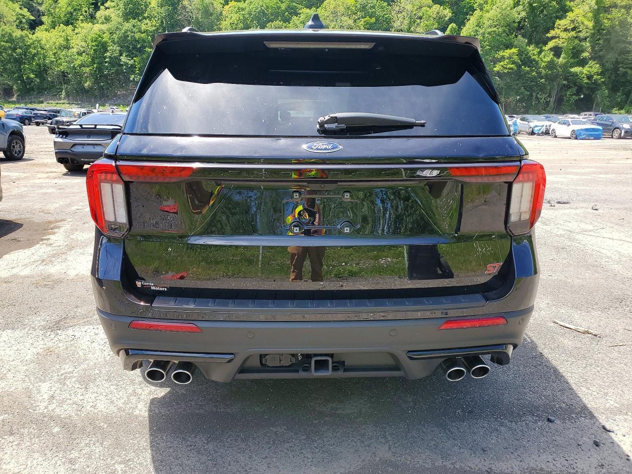 2025 Ford Explorer St - Фото 6