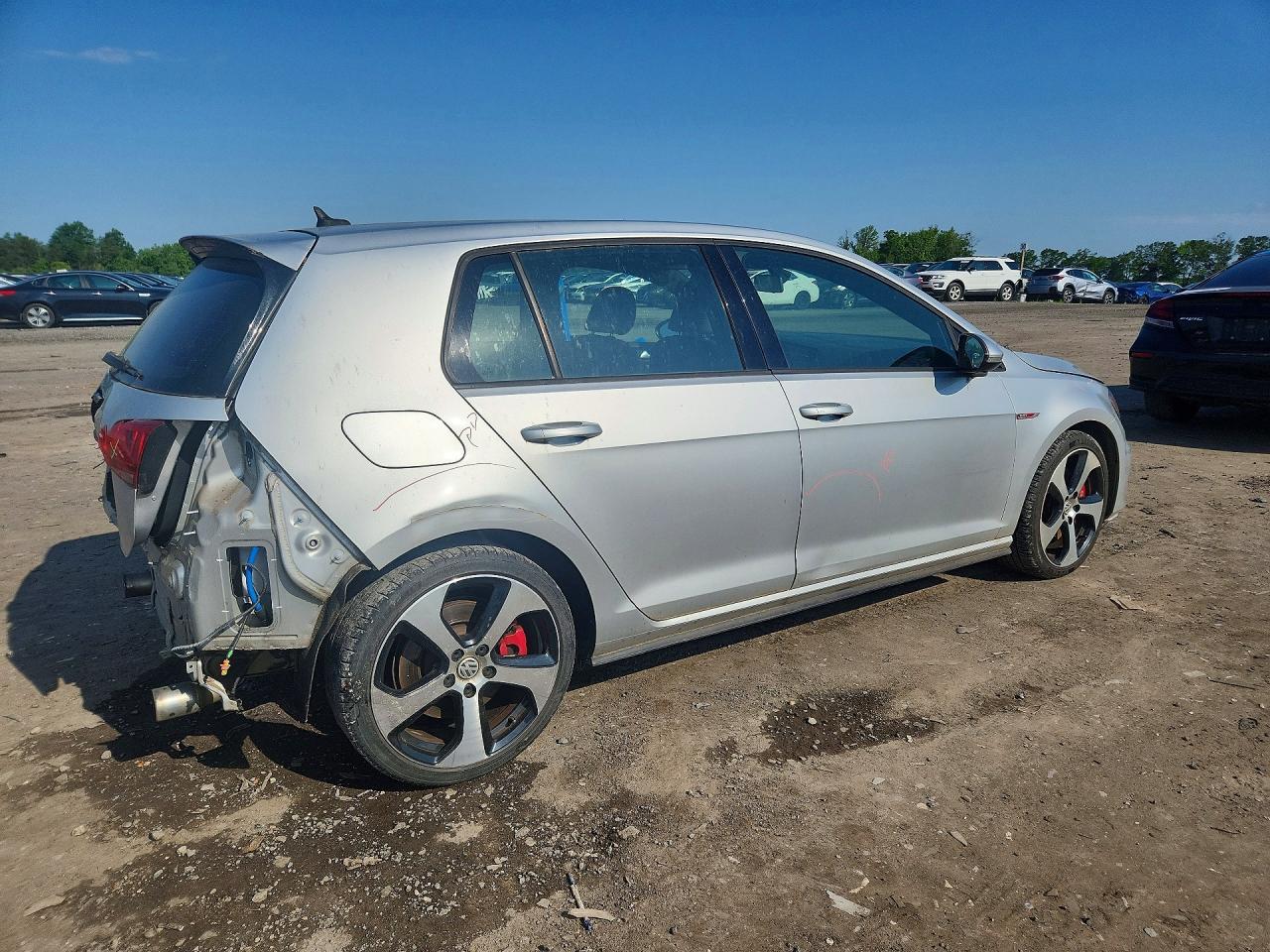 2016 Volkswagen Gti S - Image 3