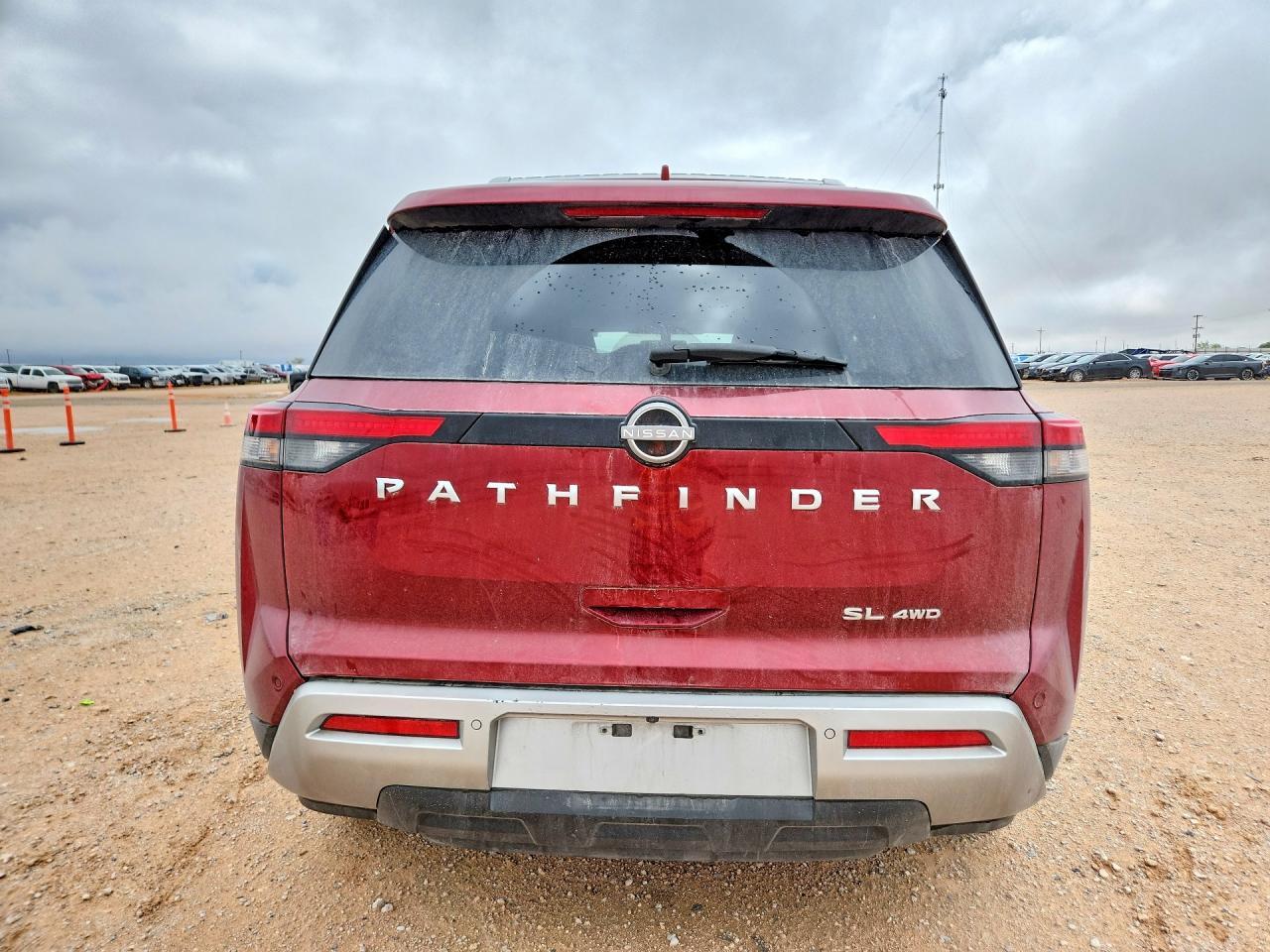 2025 Nissan Pathfinder Sl - Image 6