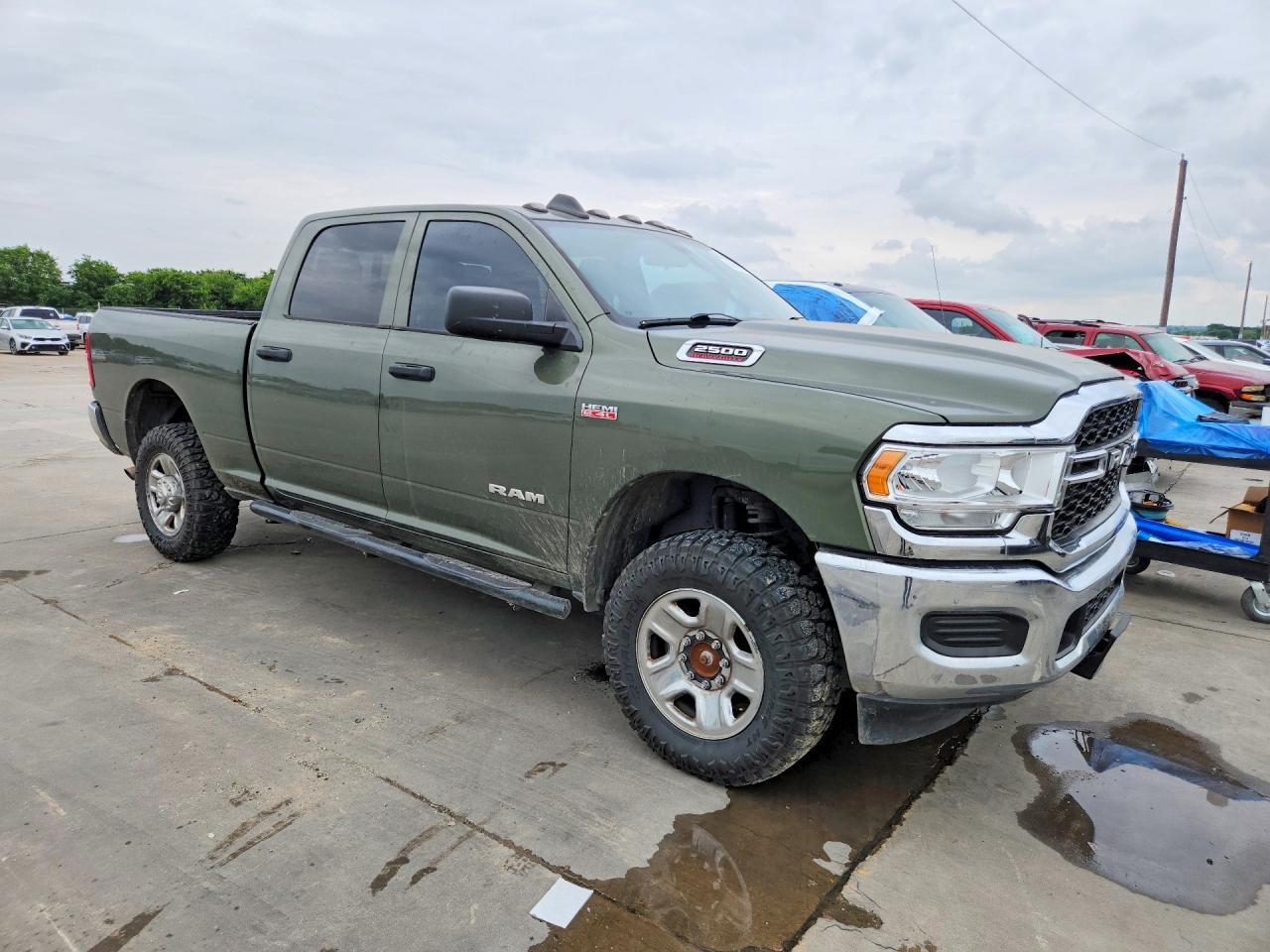 2022 Ram 2500 Tradesman - Фото 4