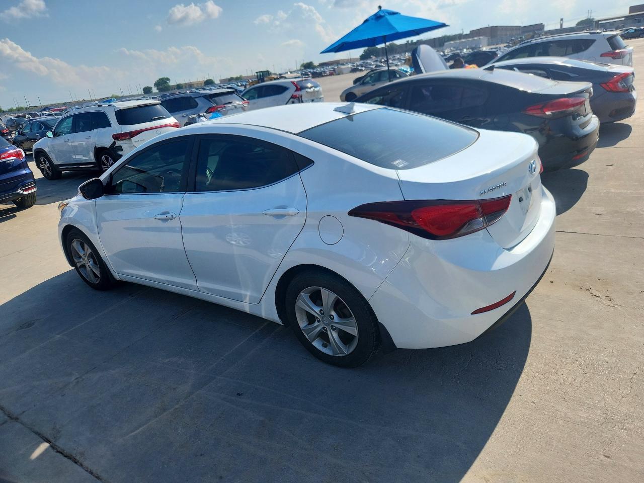2016 Hyundai Elantra Value Edition - Фото 2