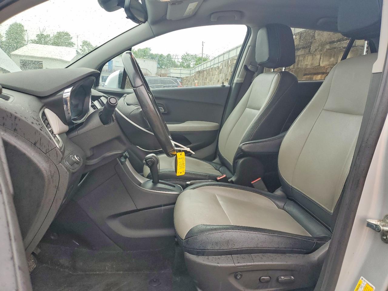 2020 Chevrolet Trax 1Lt - Image 7