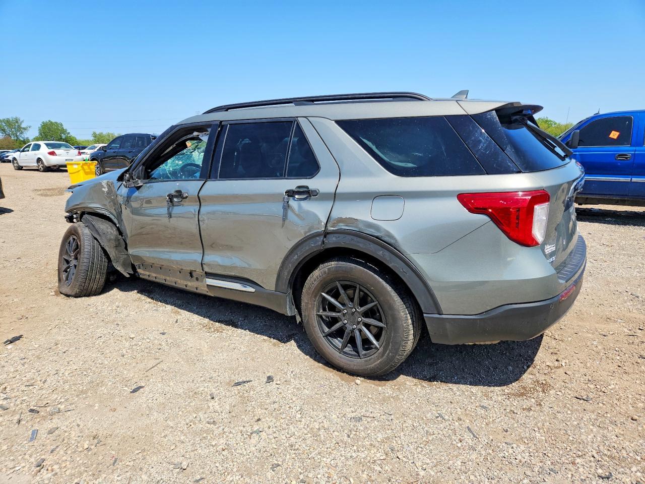 2020 Ford Explorer Xlt - Image 2