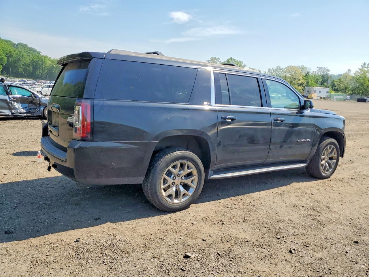 2016 GMC Yukon Xl K1500 Slt - Image 3