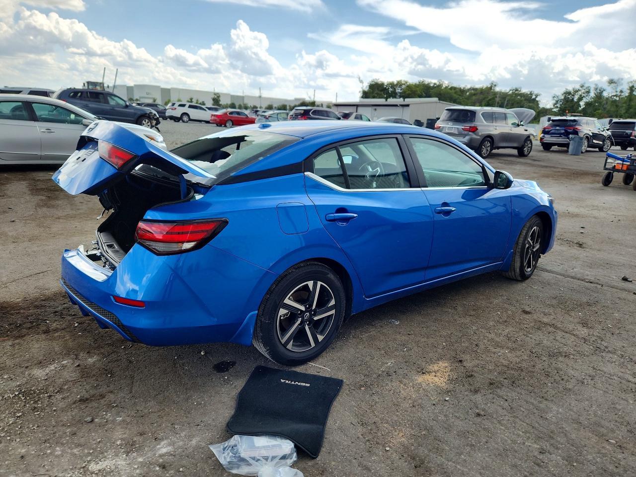 2025 Nissan Sentra Sv - Фото 3
