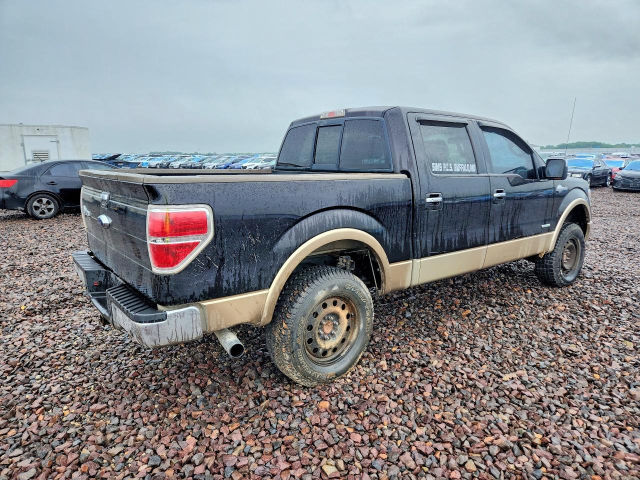 2013 Ford F150 - Фото 3