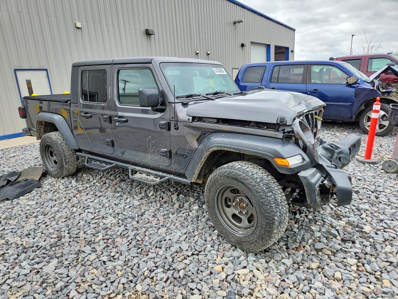 2020 Jeep Gladiator Sport - Фото 4