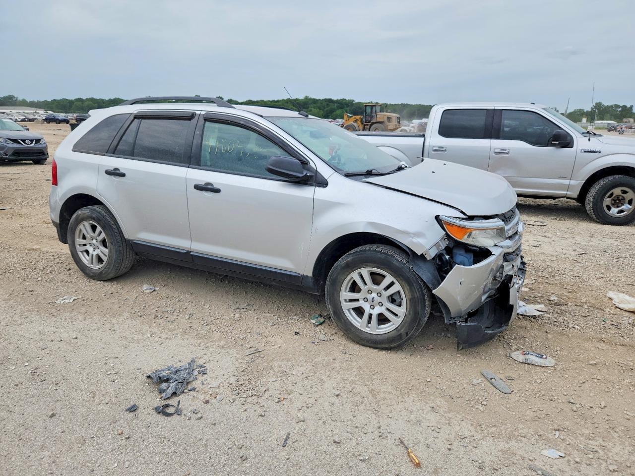 2013 Ford Edge Se - Фото 4
