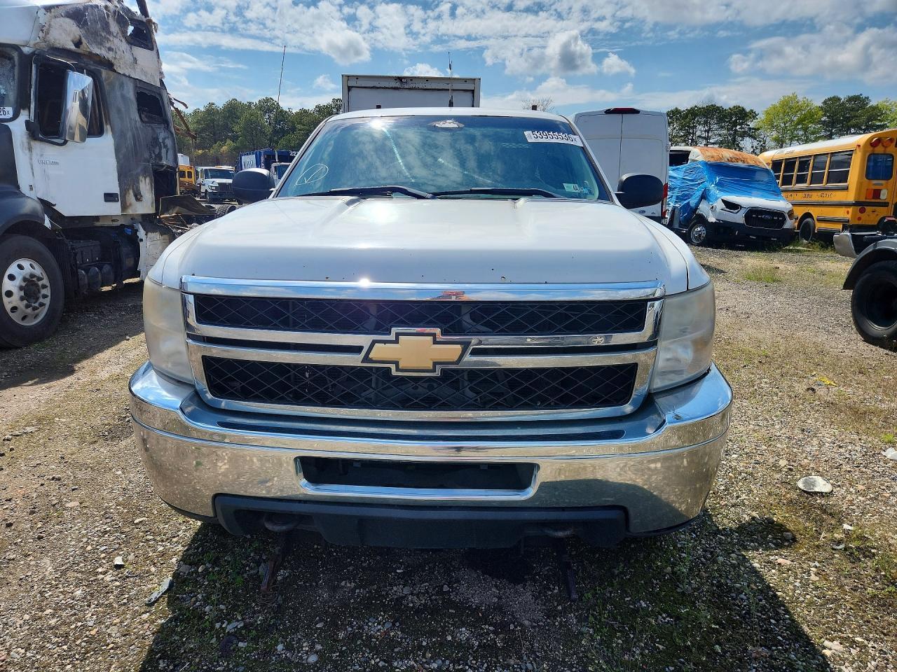 2011 Chevrolet Silverado K2500 Heavy Duty - Фото 5