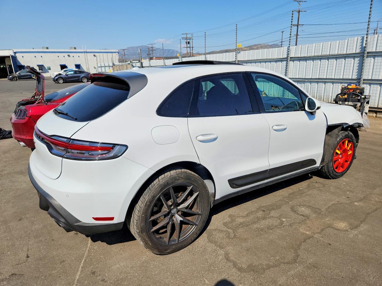2023 Porsche Macan Base - Фото 3