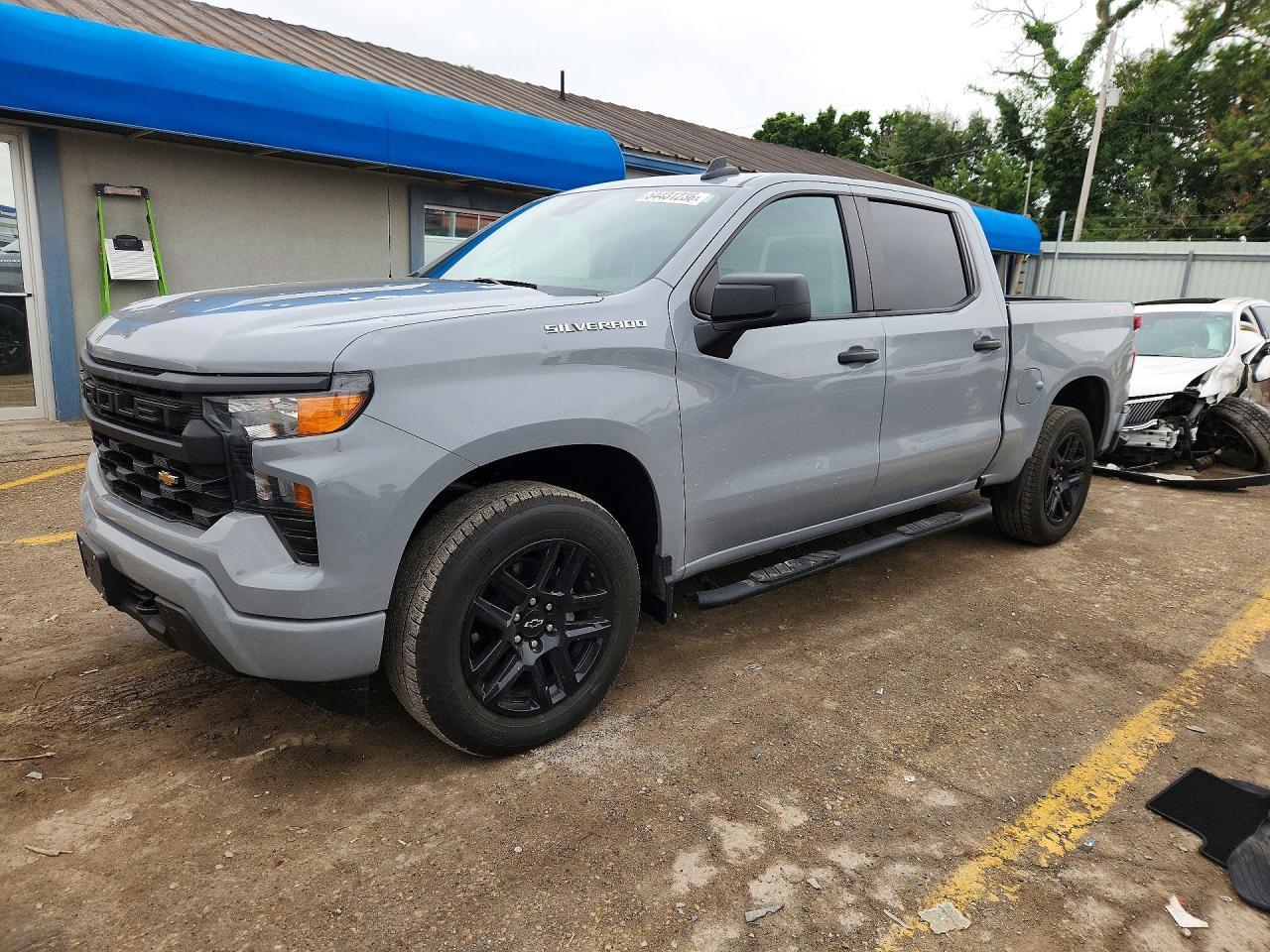 2024 Chevrolet Silverado K1500 Custom
