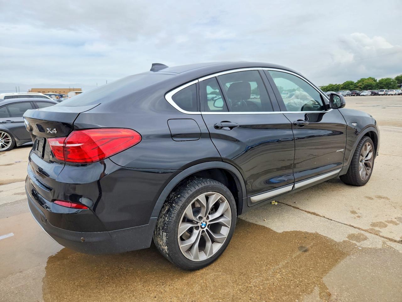 2017 BMW X4 xDrive28I - Фото 3