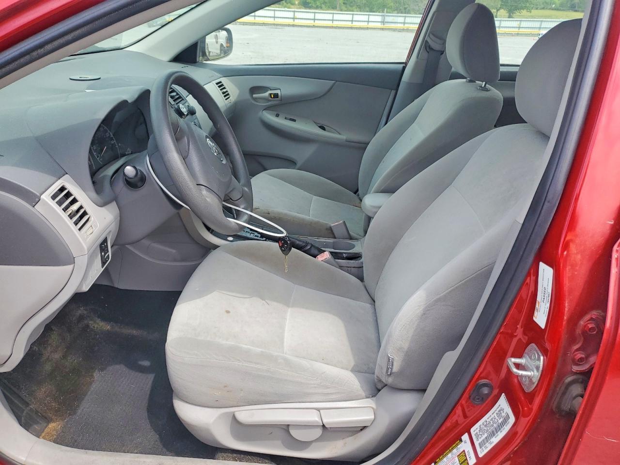 2009 Toyota Corolla Le - Image 7