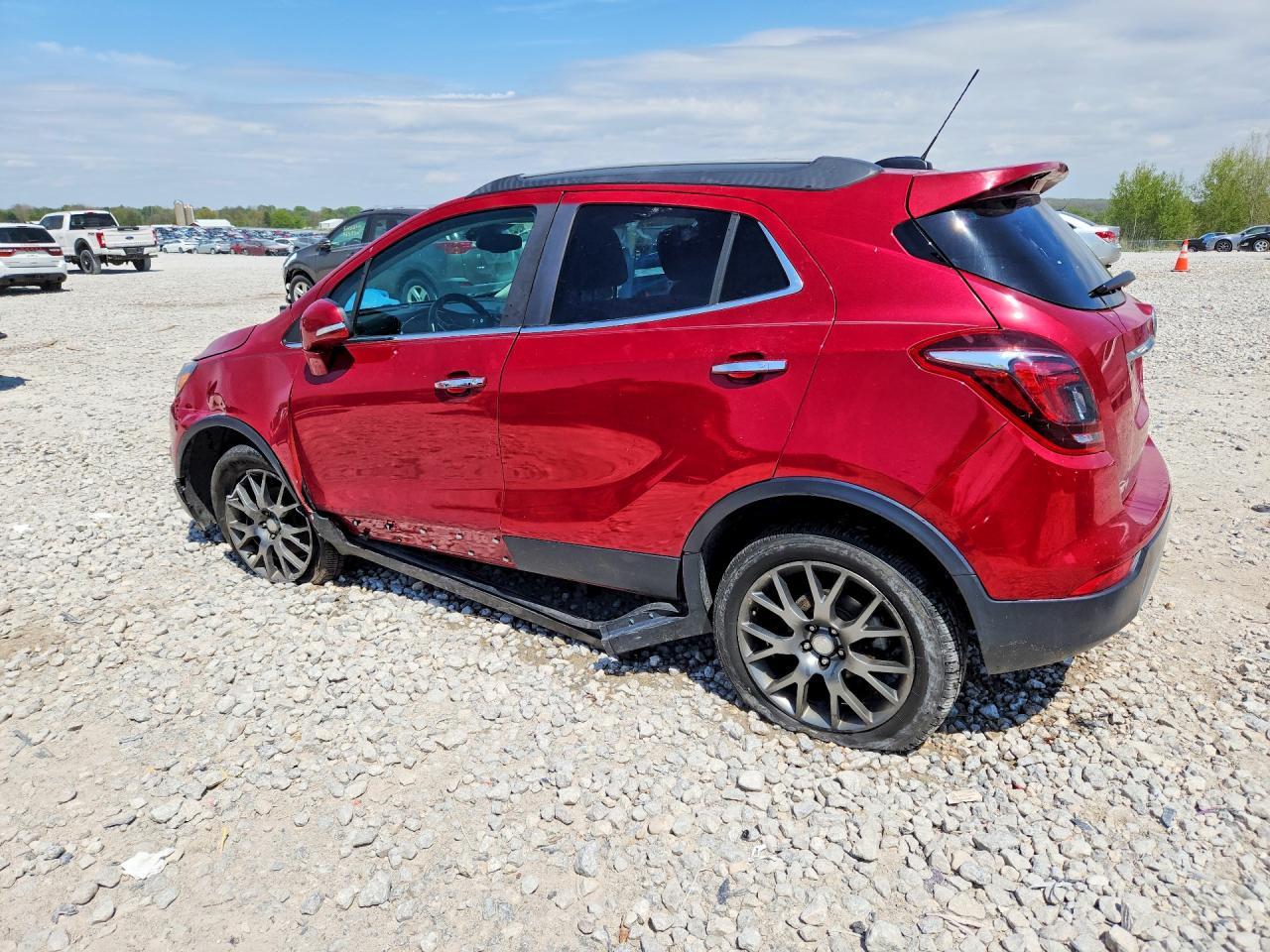 2019 Buick Encore Sport Touring - Фото 2