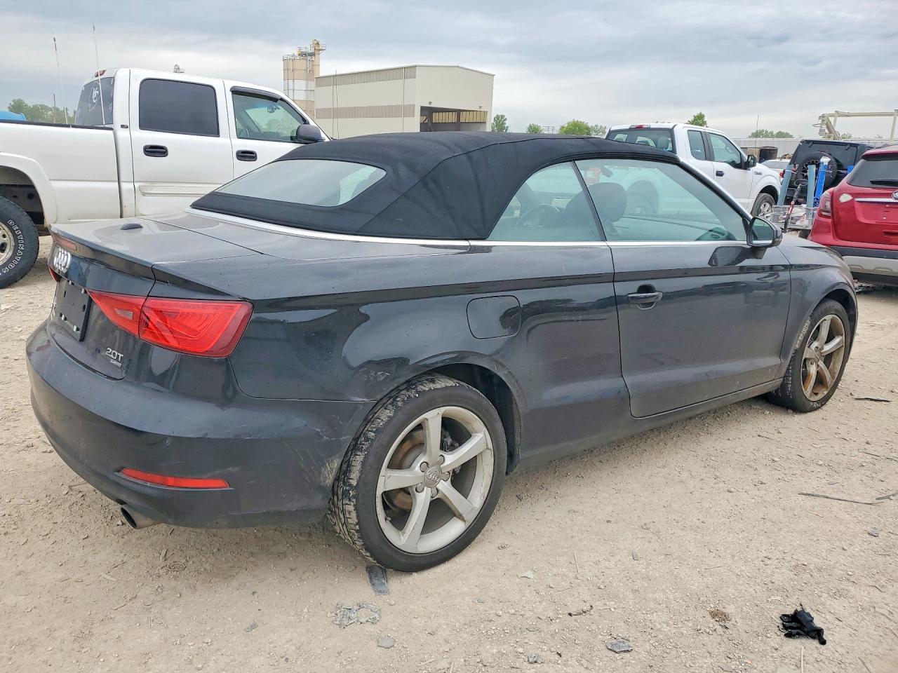 2015 Audi A3 Premium - Image 3