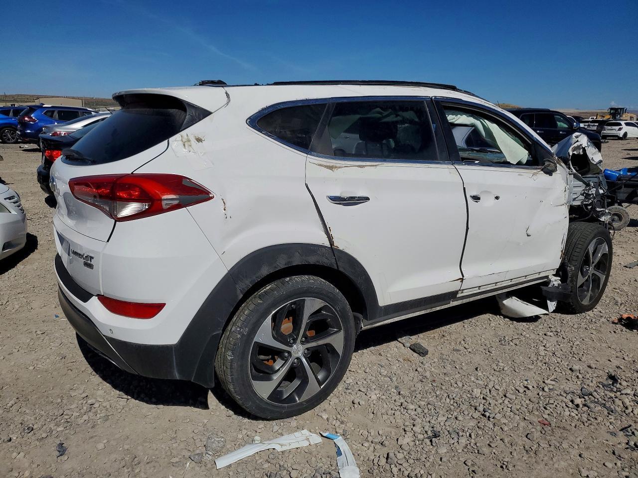 2016 Hyundai Tucson Limited - Image 3