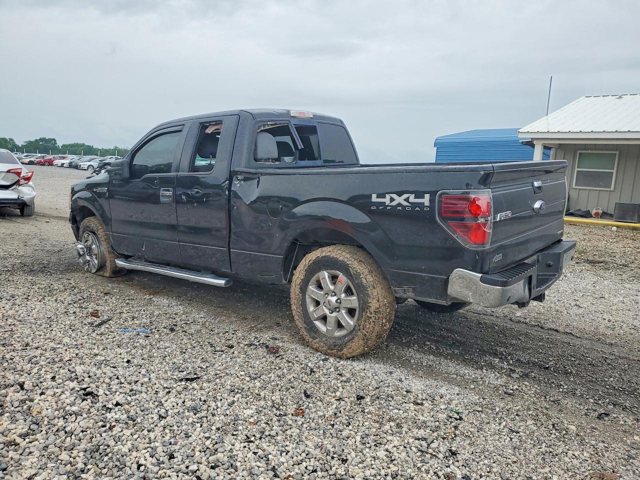 2014 Ford F150 Super Cab - Фото 2
