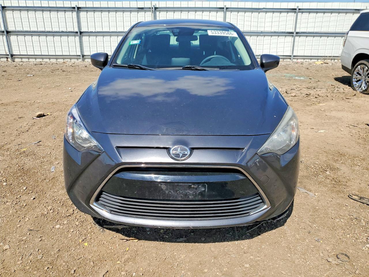 2016 Scion Ia - Фото 5