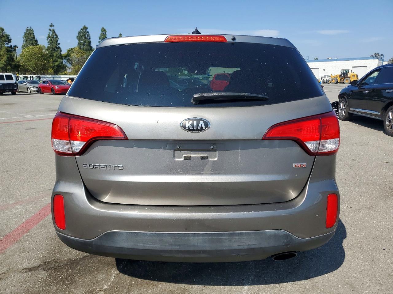 2014 Kia Sorento - Фото 6