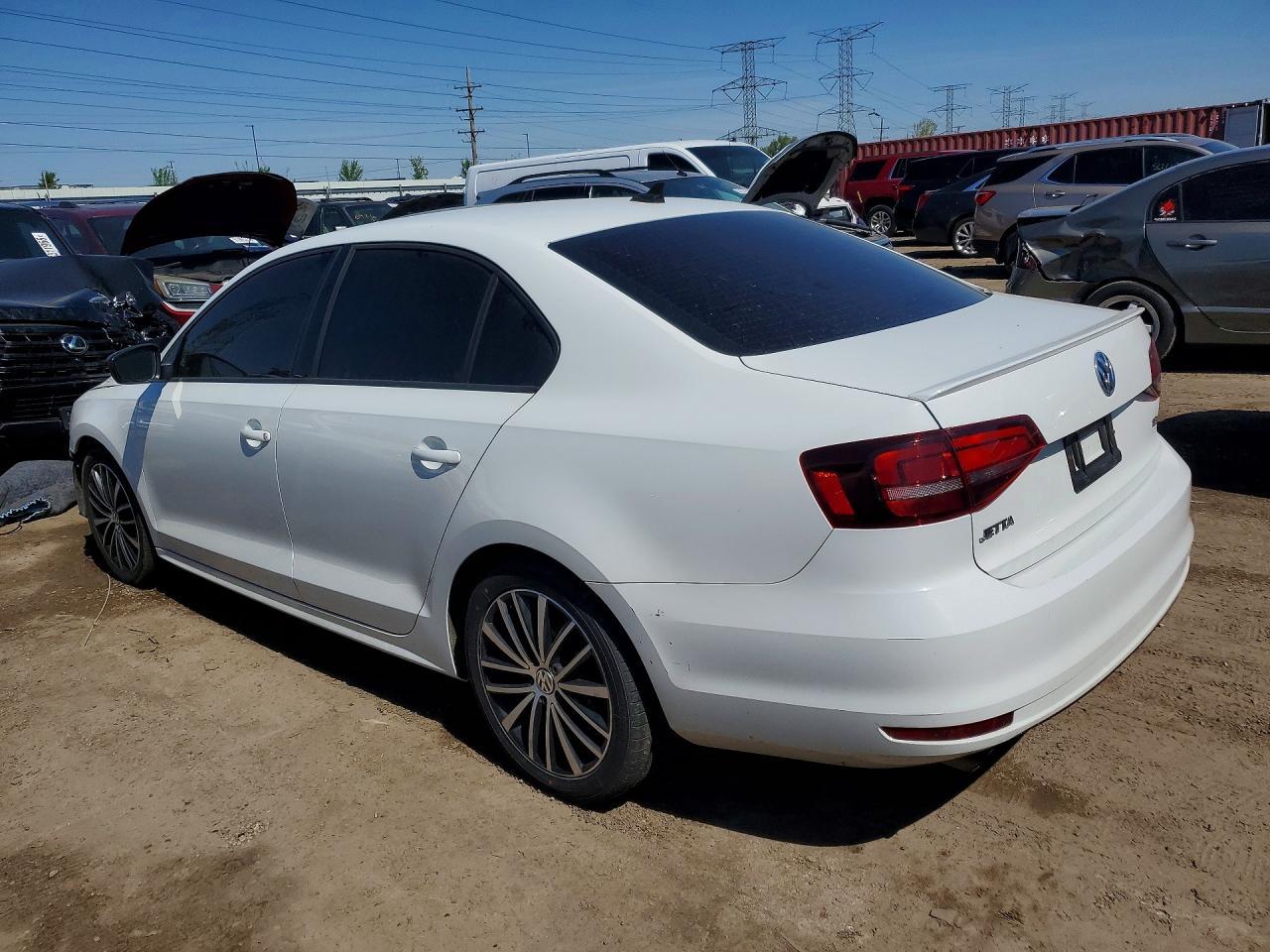 2016 Volkswagen Jetta Sport - Фото 2
