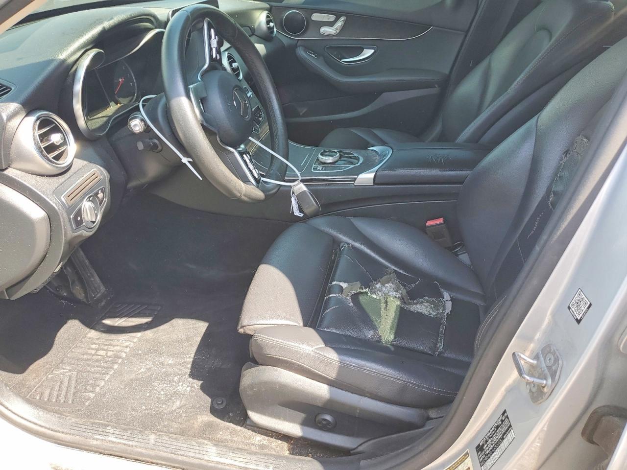 2020 Mercedes-Benz C 300 - Фото 7