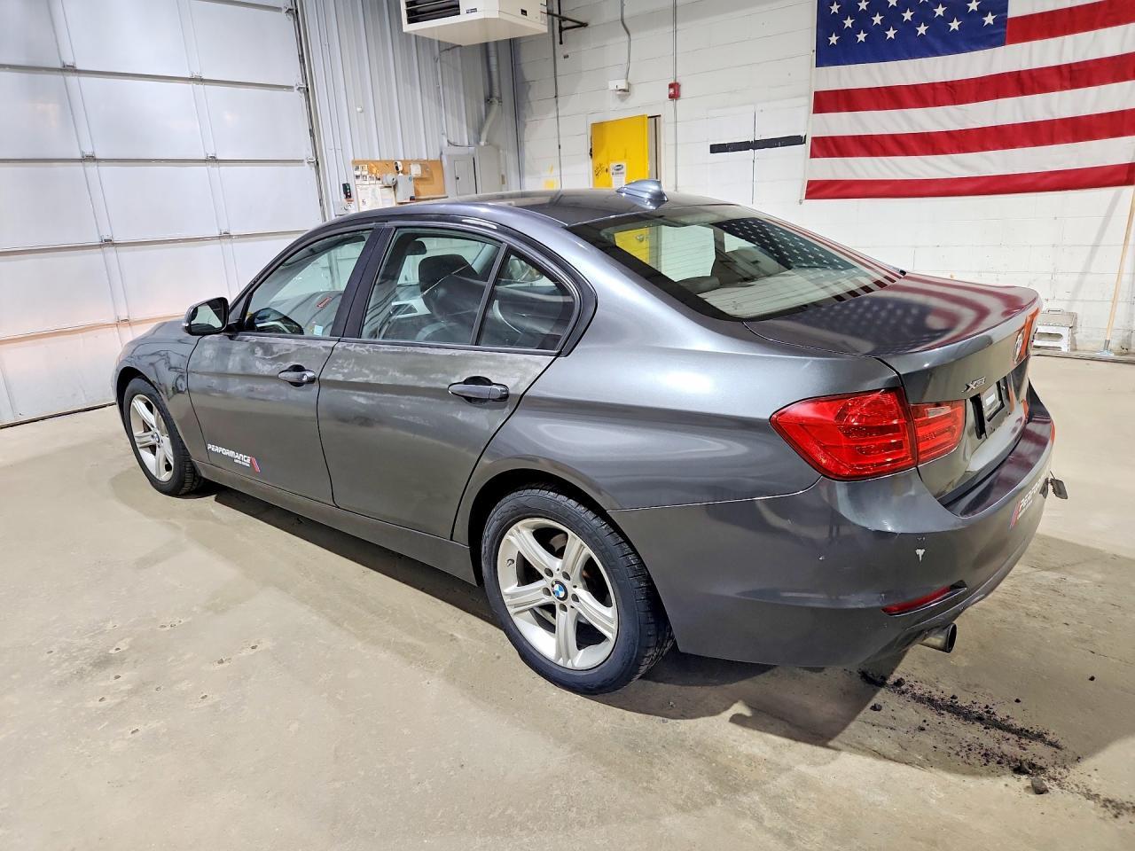 2014 BMW 320 I xDrive - Фото 2