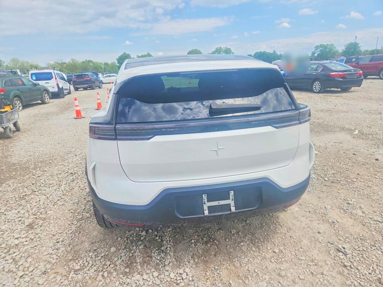 2025 Polestar 3 - Image 6