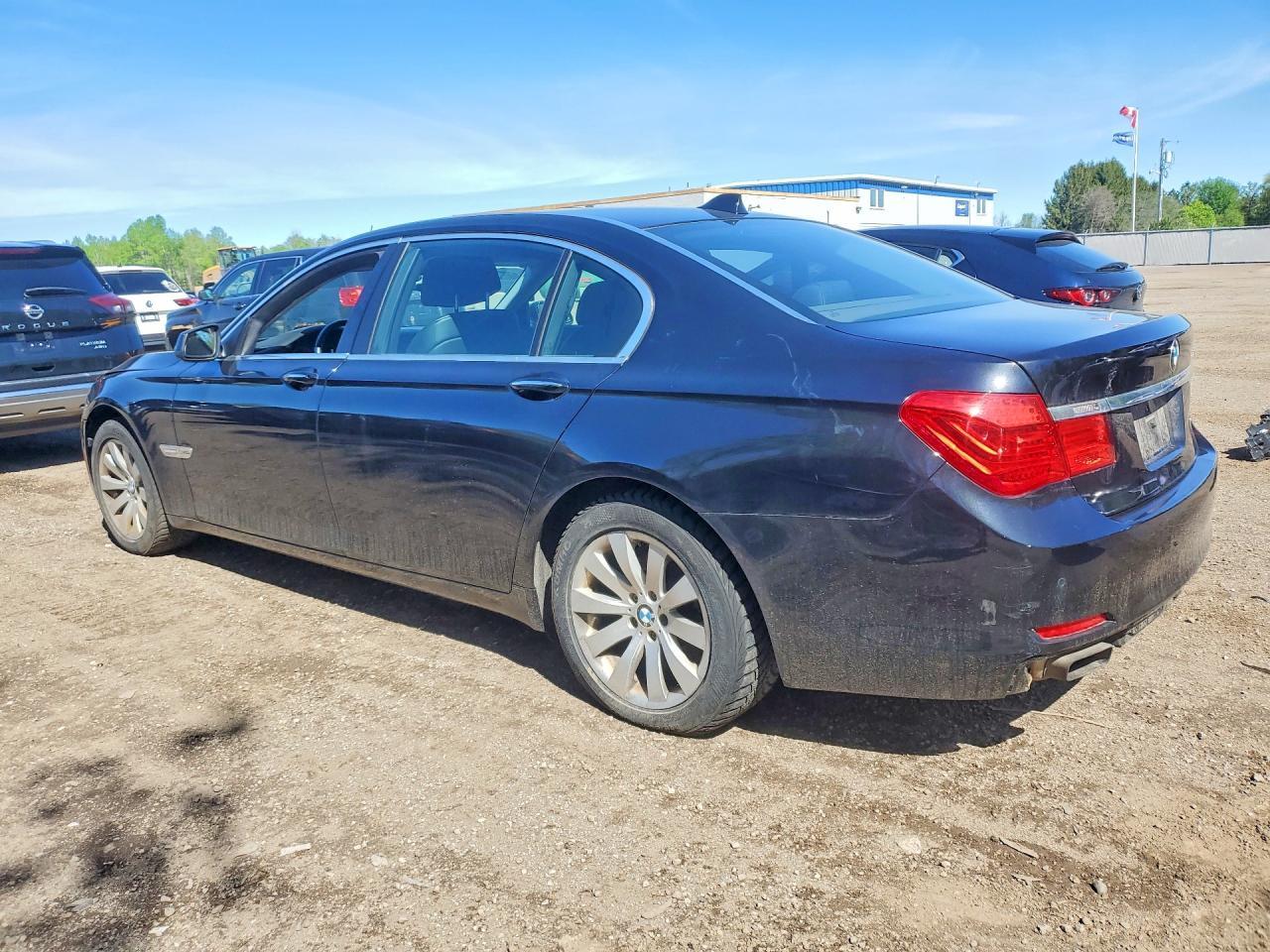 2010 BMW 750 Li xDrive - Фото 2