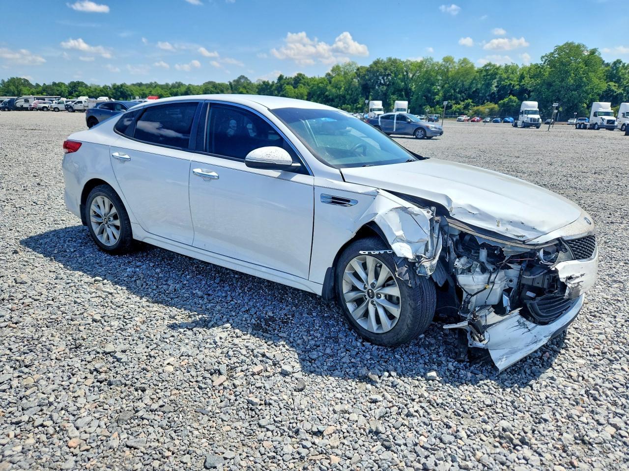 2018 Kia Optima Lx - Image 4