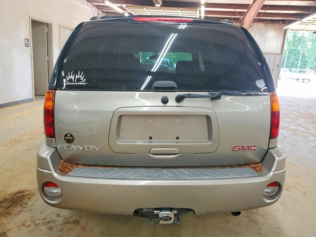 2003 GMC Envoy - Фото 6
