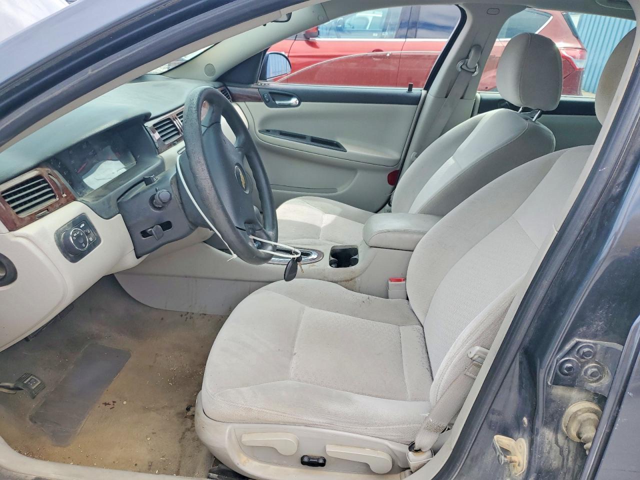 2011 Chevrolet Impala Ls - Image 7