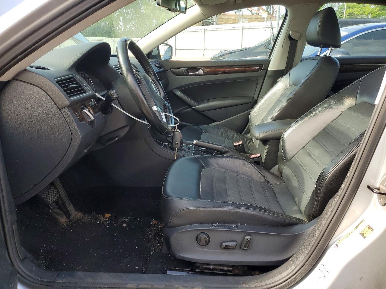2014 Volkswagen Passat Sel - Фото 7