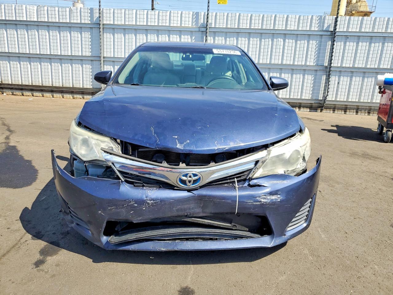 2014 Toyota Camry Hybrid Le - Фото 5