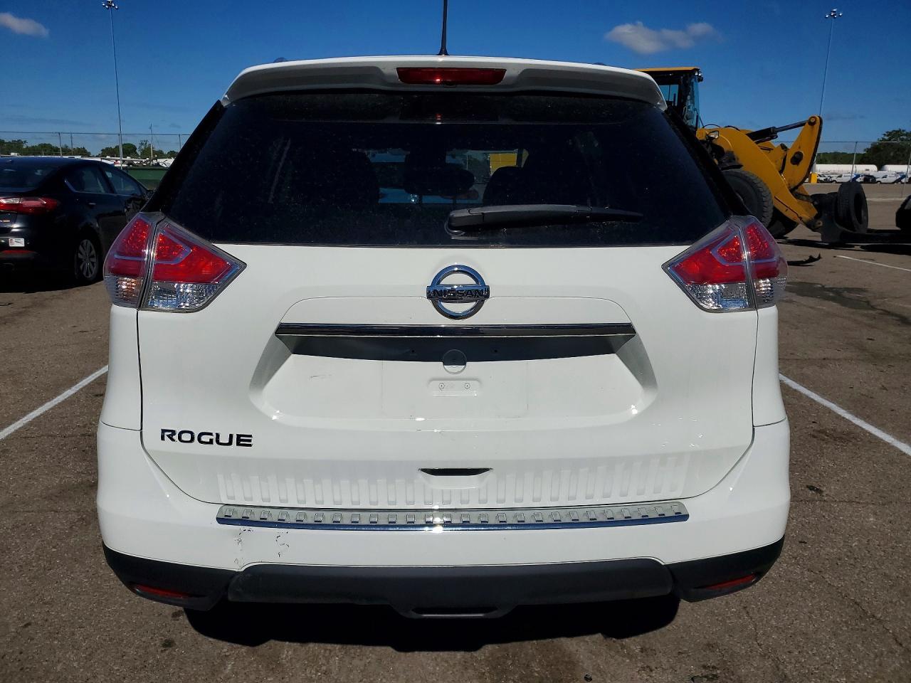 2016 Nissan Rogue S - Image 6