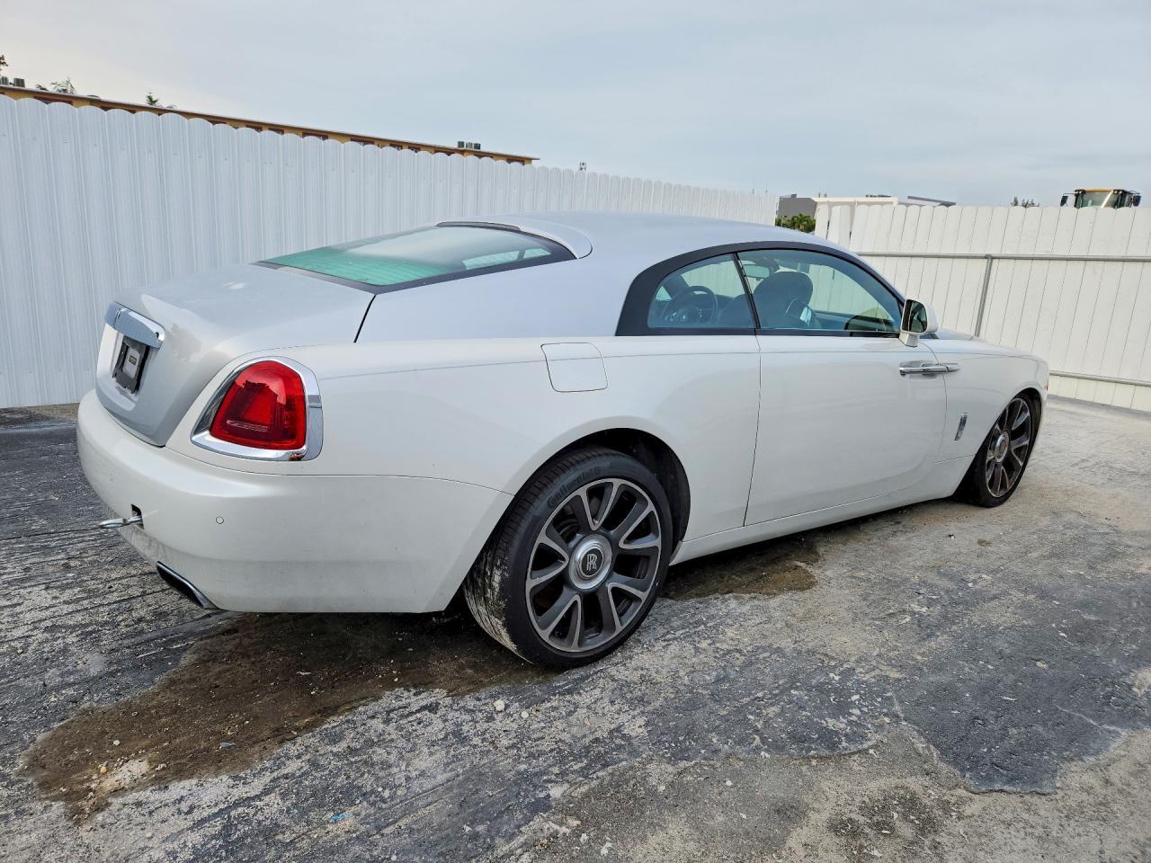 2017 Rolls-Royce Wraith - Image 3